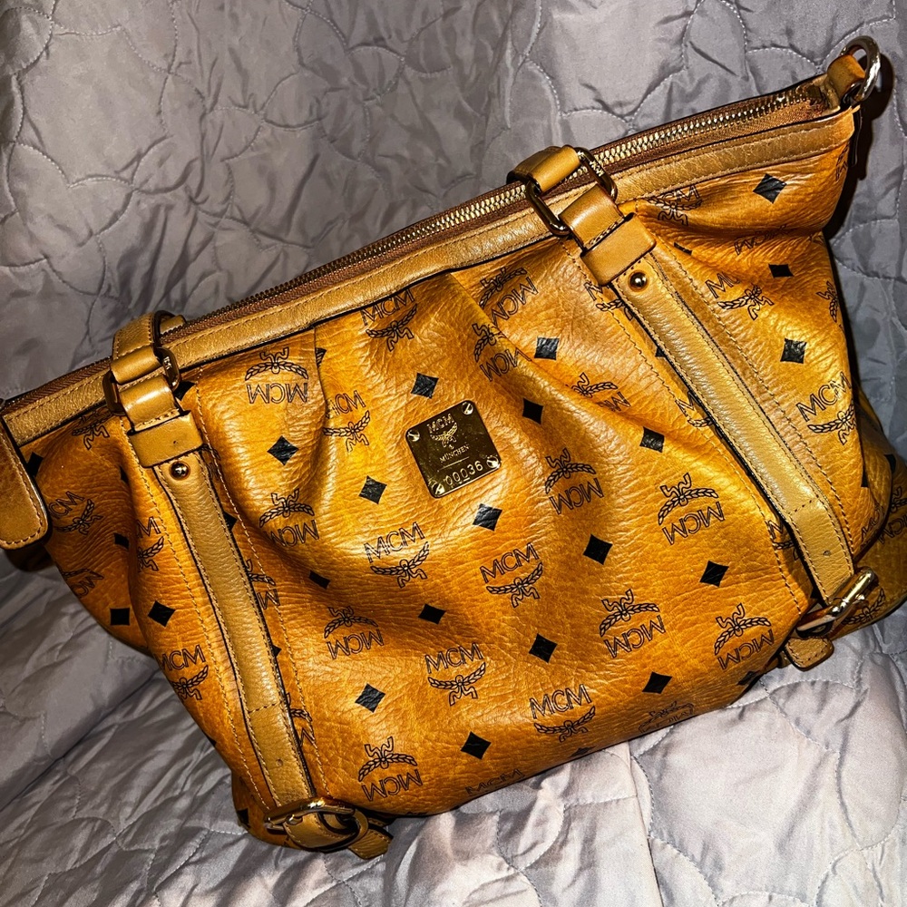 MCM Women's Gold Leather Tote